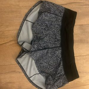 Women’s lululemon Speed Up short 2.5” size 4
